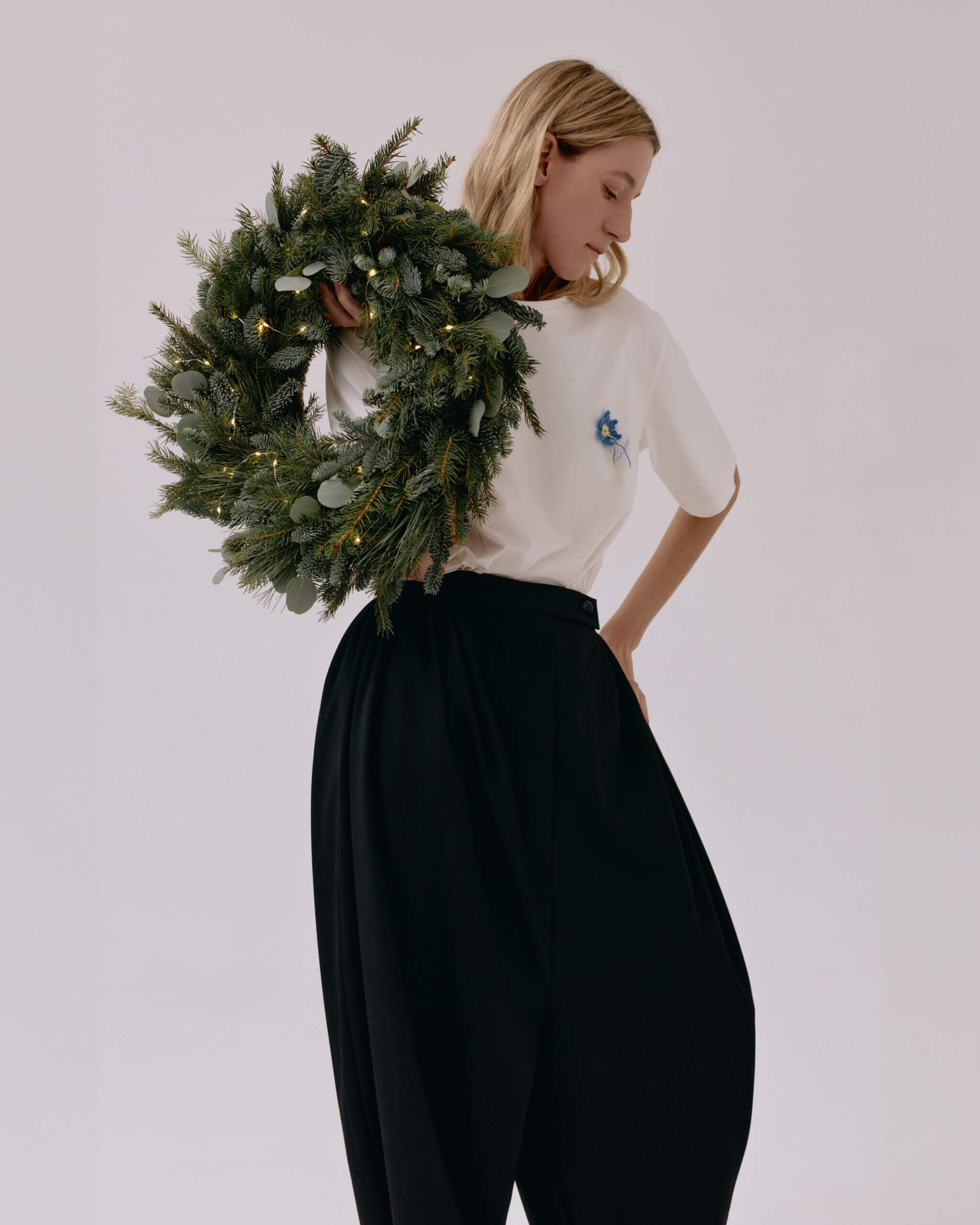 Black wide trousers
