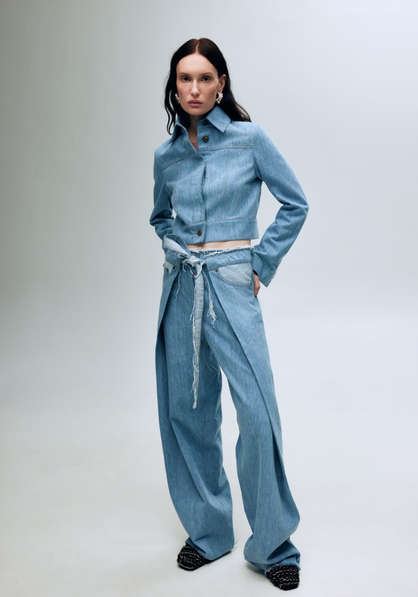 Blue jeans with a wrap