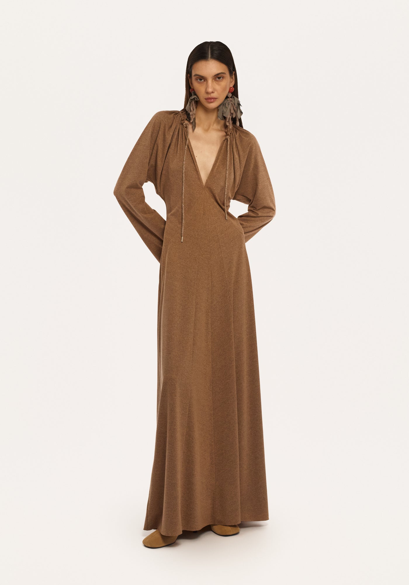 Knitted cappuccino dress with drawstrin