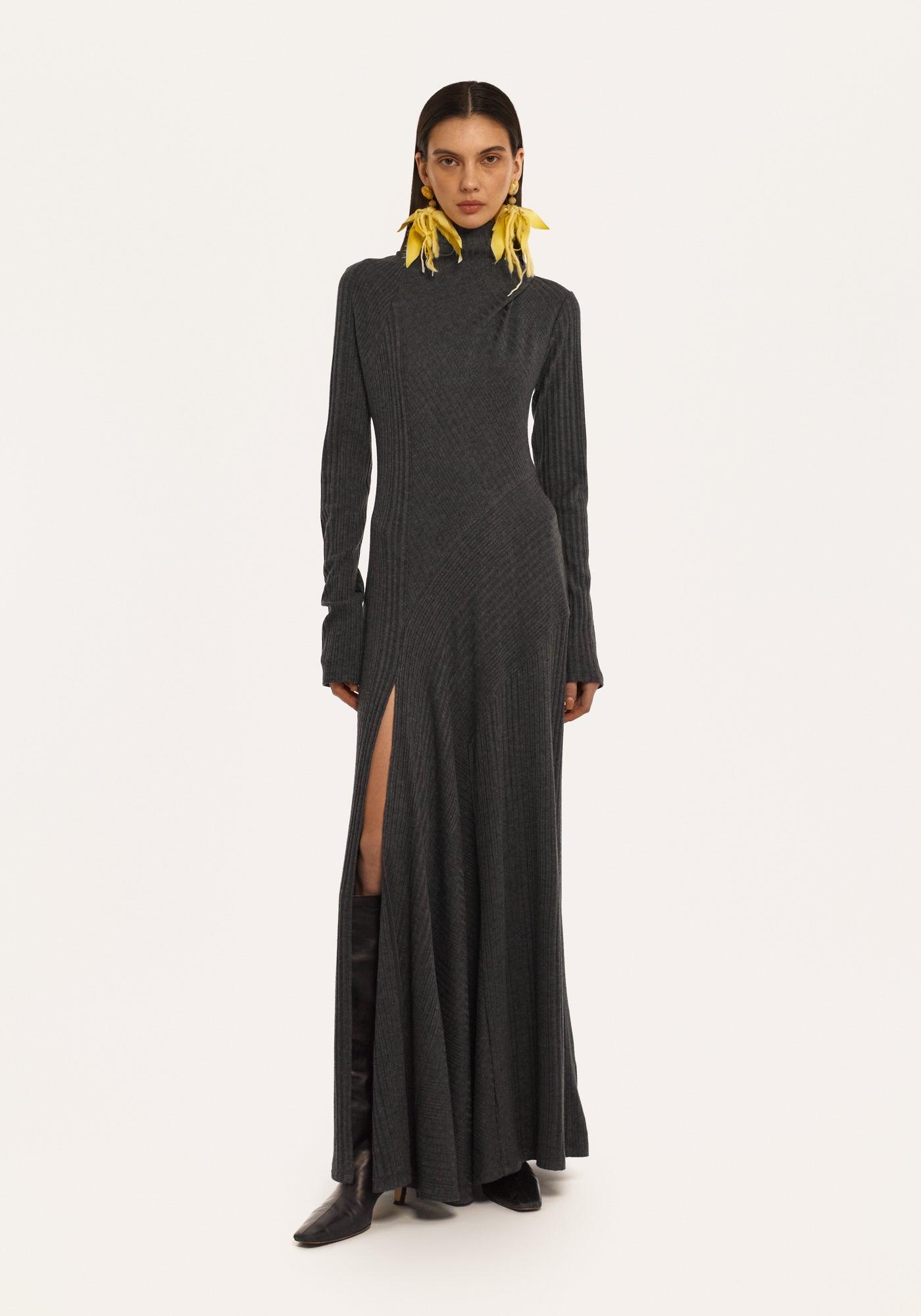 Grey knitted asymmetric dress