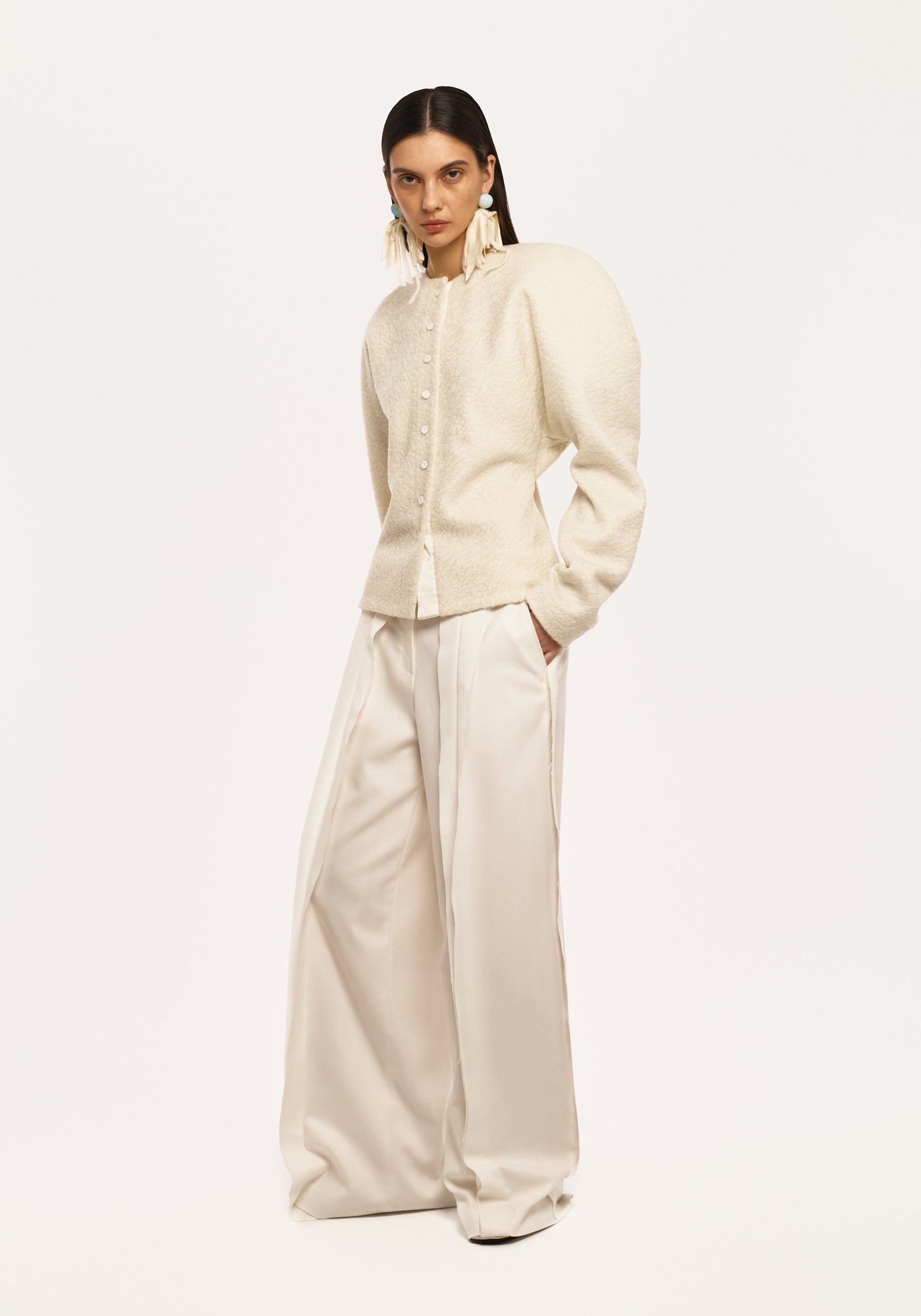 Cream earrings with moonstone