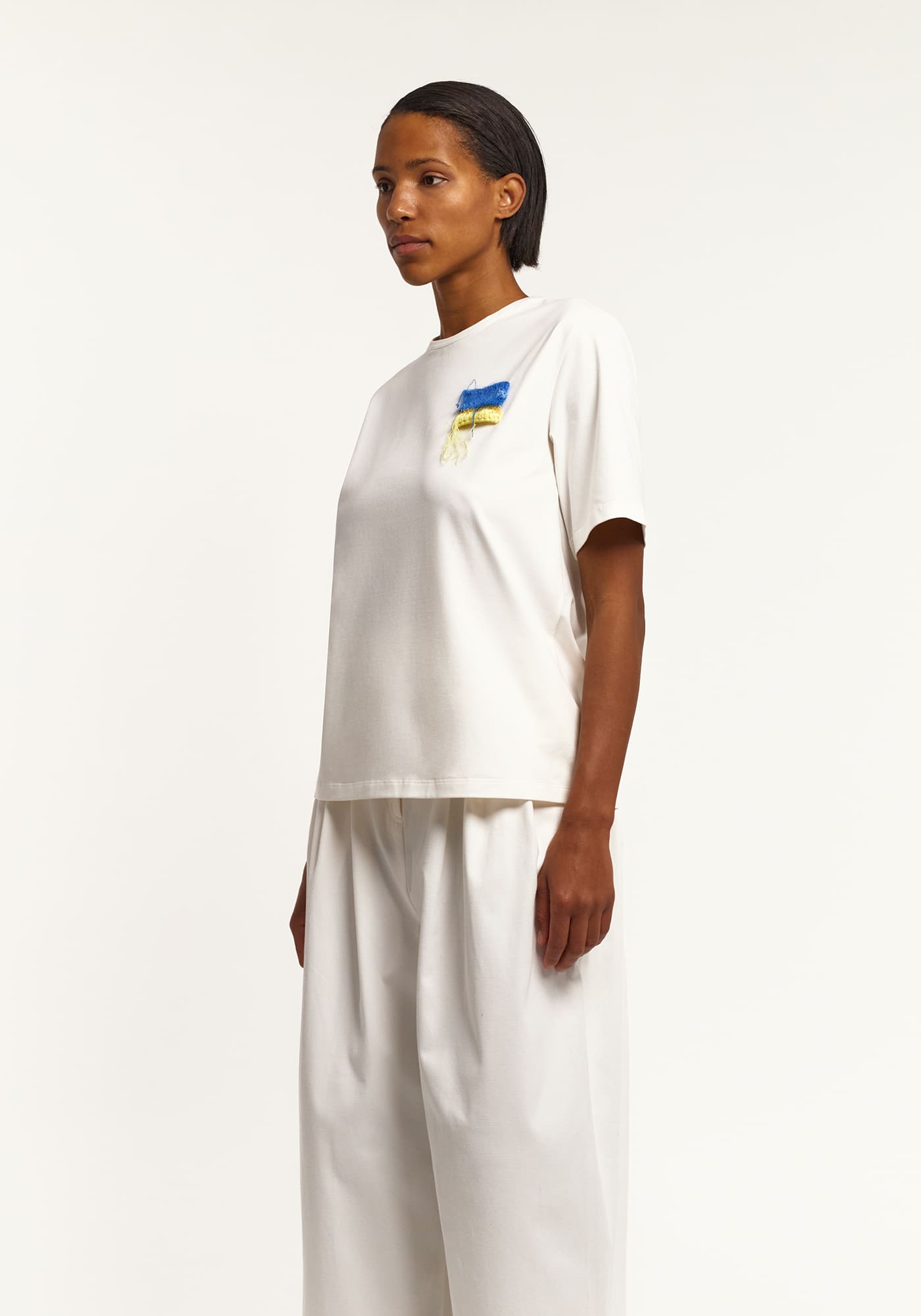 Cotton t-shirt with Ukrainian hand-knitted flag