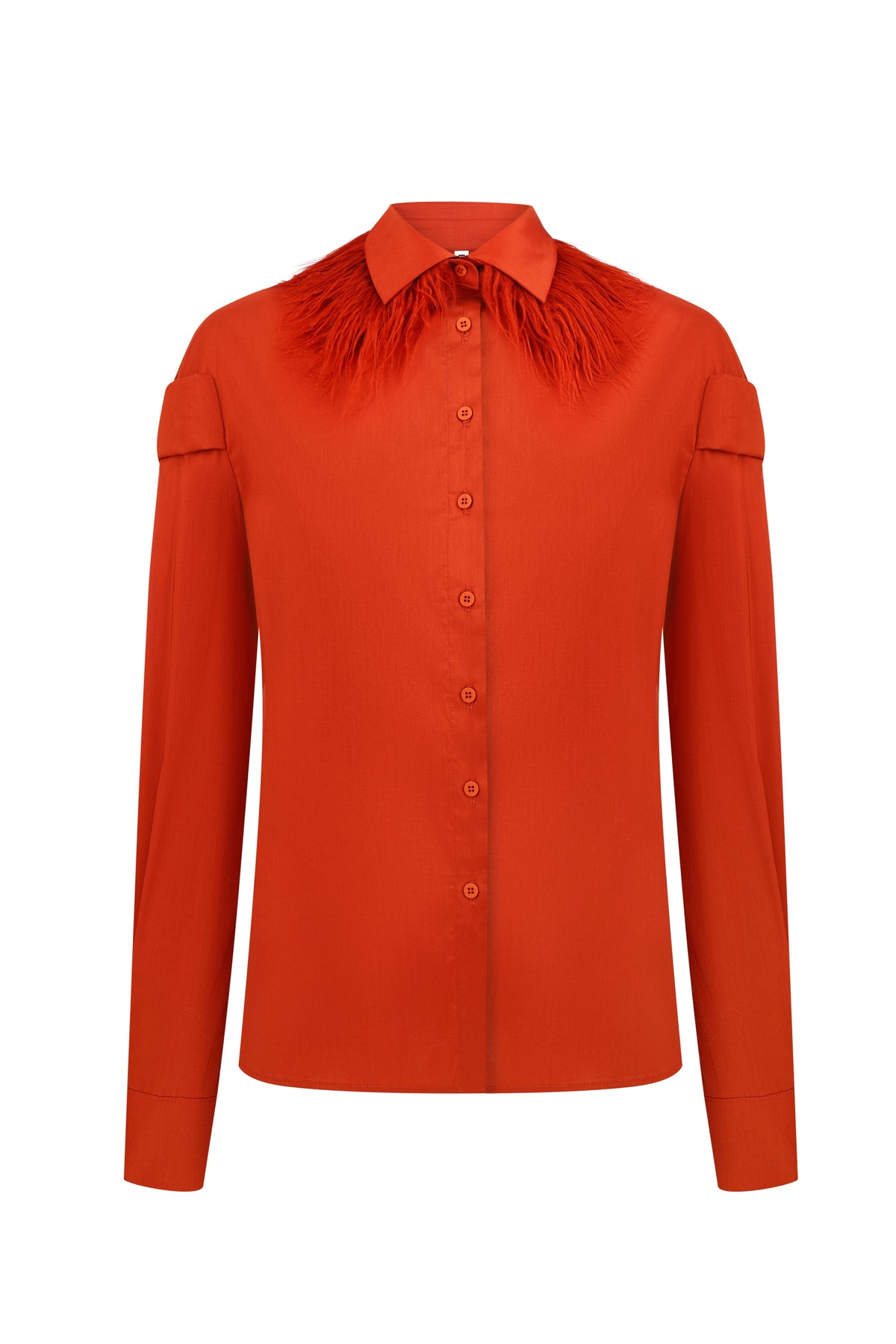 Shirt with accent details on the shoulders
