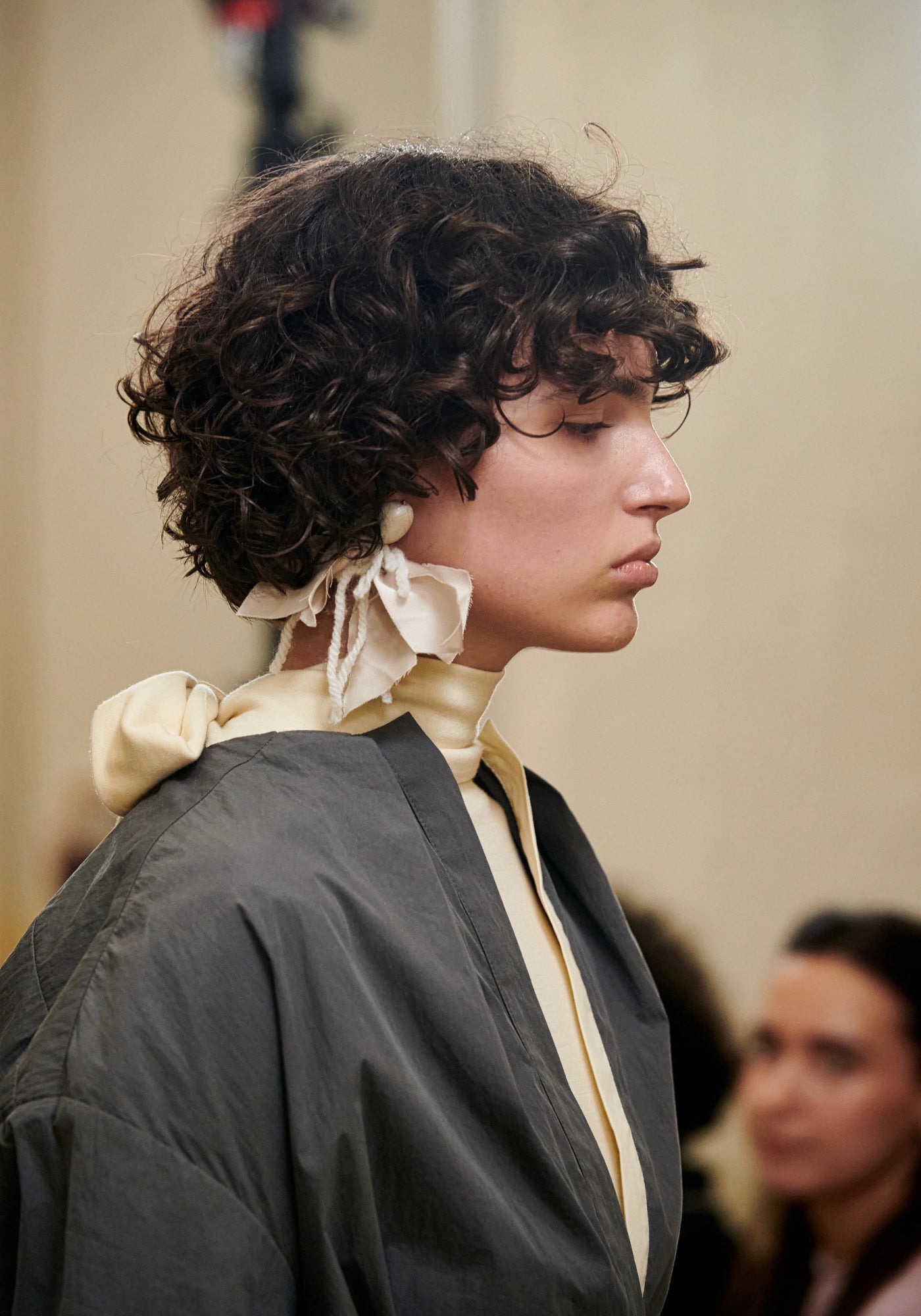 Beige earrings with jasper
