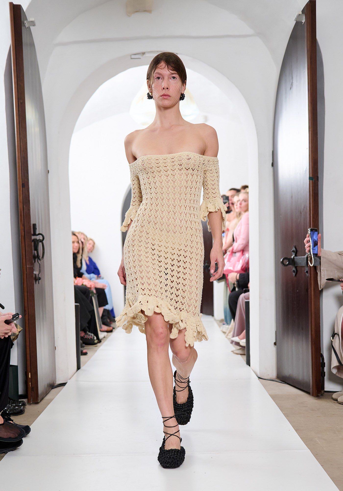 Earrings "moon" black