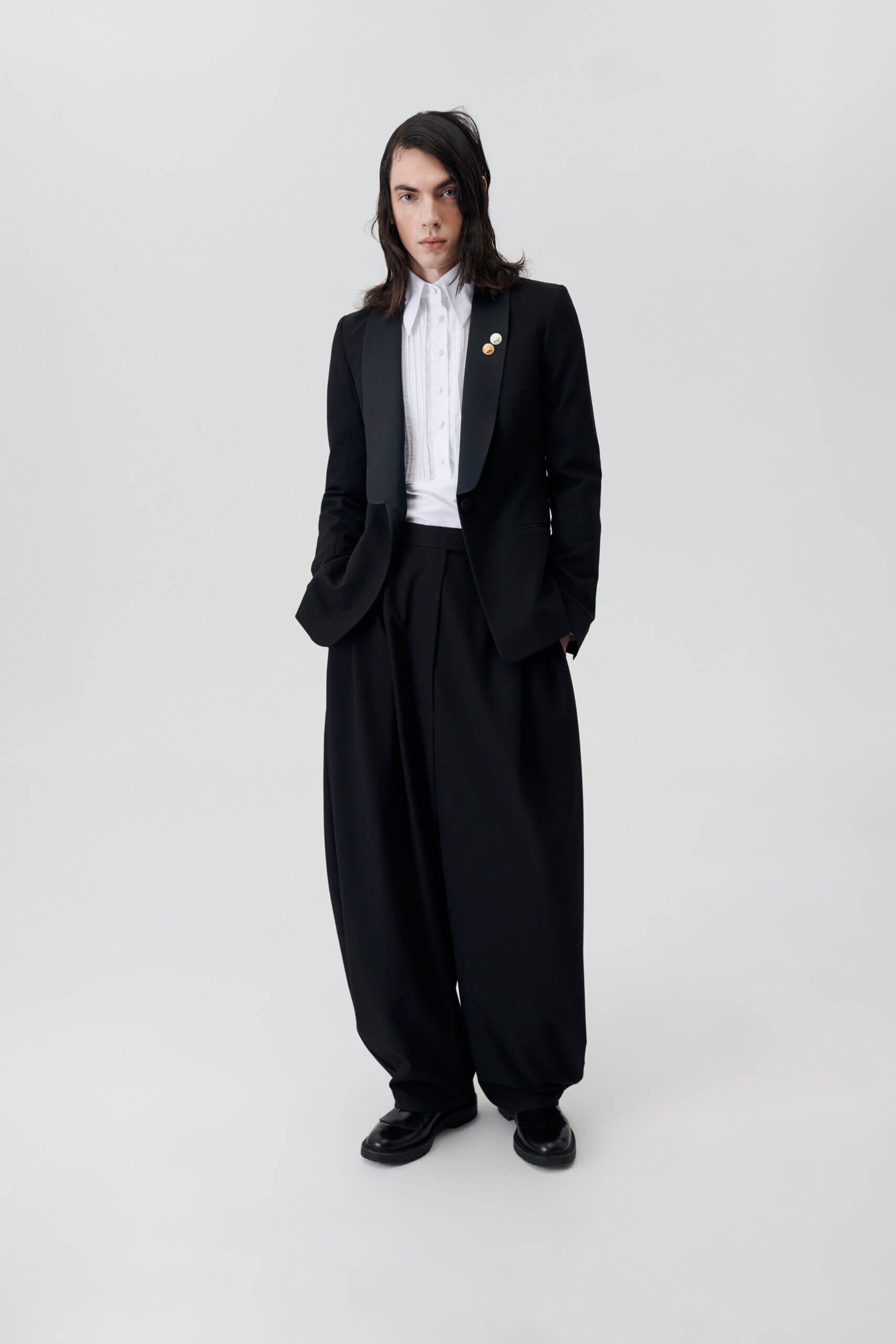 Black wide trousers