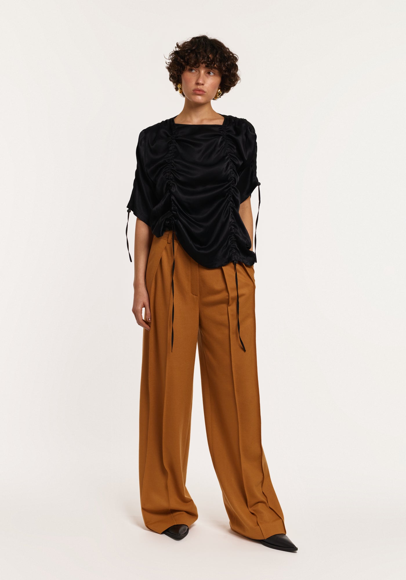 Wool ochre pants