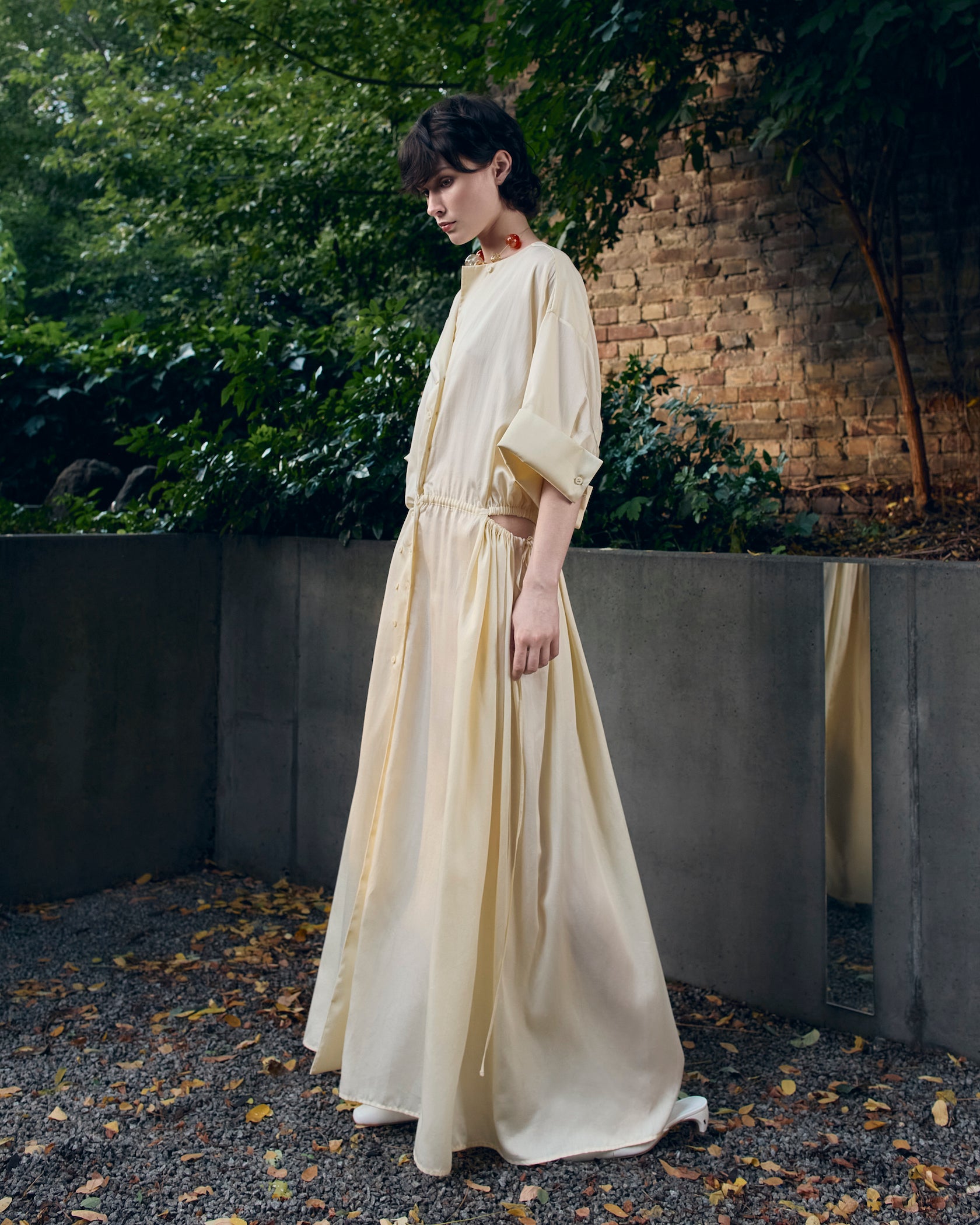 Vanilla dress with side slits