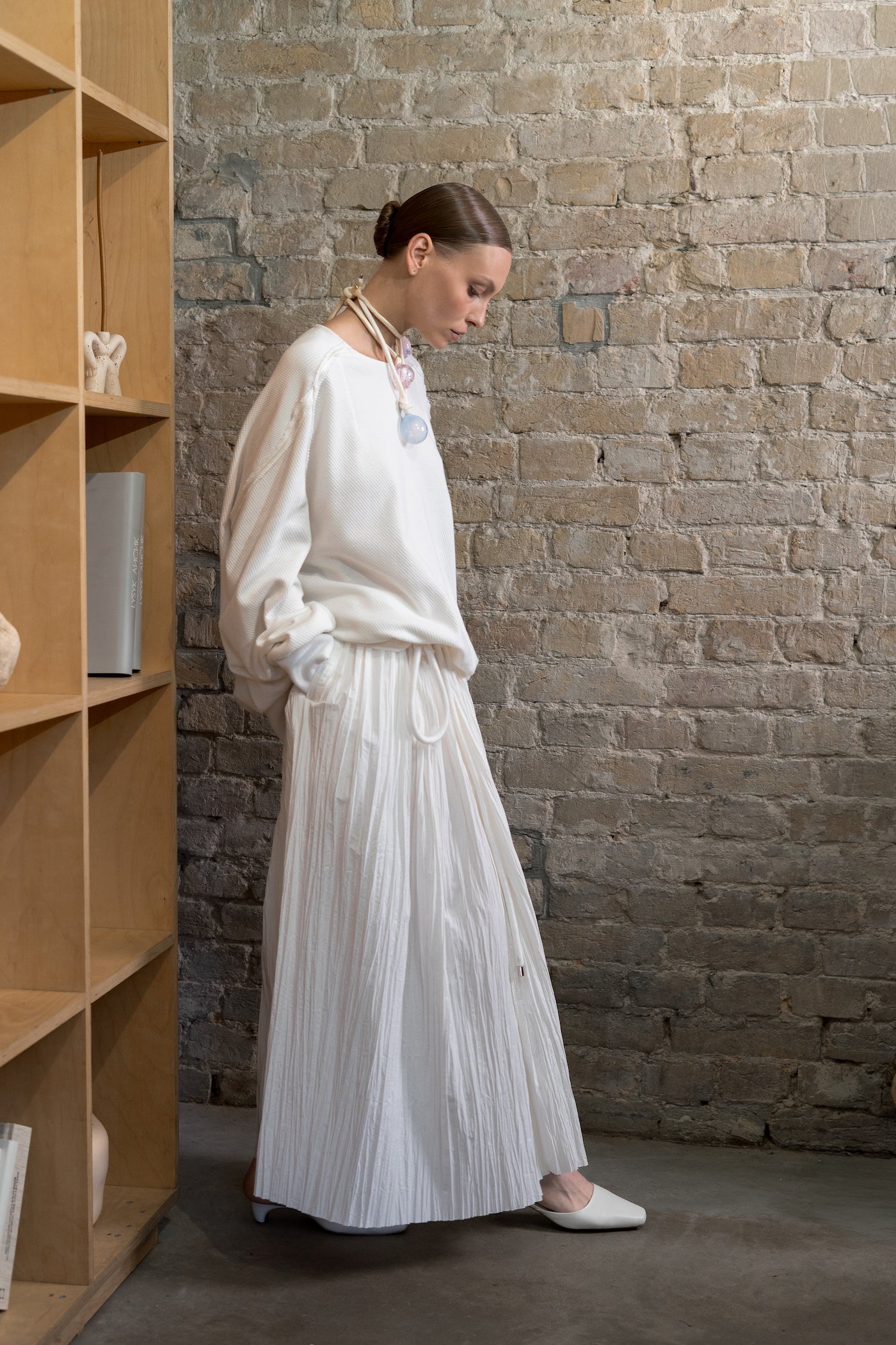 White sweatshirt with silk finishing